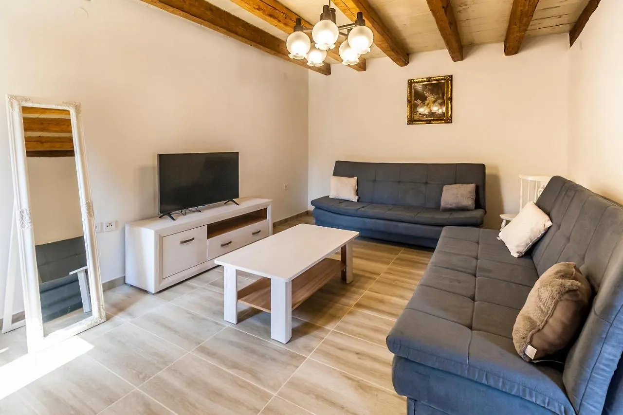 House Krizanic In Marcana, Istria, With 2 Apartments, Total 9 Guests 0*, Marcana Croatia